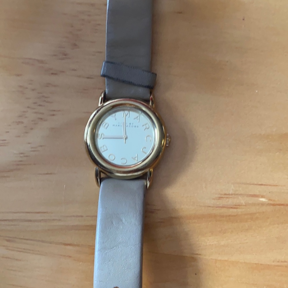 Marc Jacobs watch (battery needed)